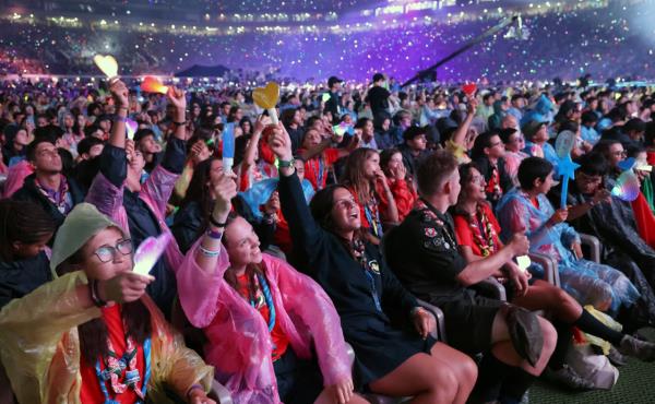 Girl group IVE takes the stage at a K-pop concert for the 2023 World Scout Jamboree held at Seoul World Cup Stadium in western Seoul on Friday. (Ministry of Culture, Sports and Tourism)