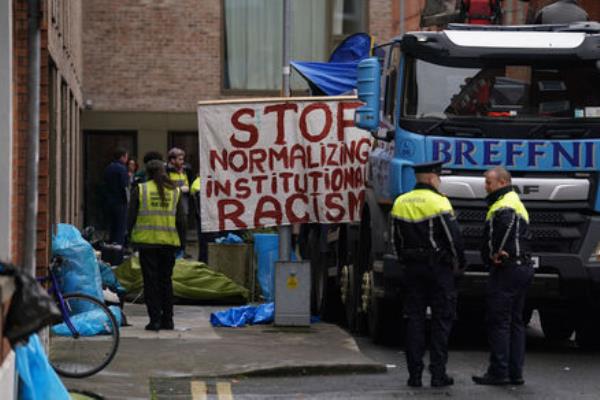 Tents are cleared from a site used by asylum seekers at the International Protection Office on Mount Street, Dublin. Picture: Brian Lawless/PA Wire Tents are cleared from a site used by asylum seekers at the International Protection Office on Mount Street, Dublin. Picture: Brian Lawless/PA Wire